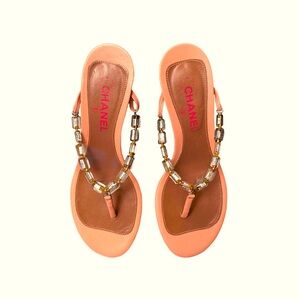 Vintage Chanel beaded CC charm kitten heels